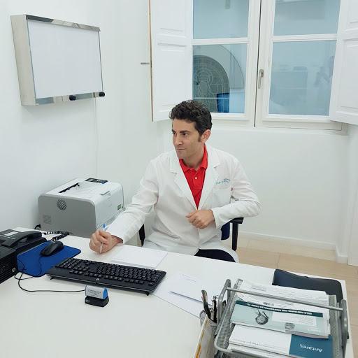 Dr. Christian Casale | Cirugía Plástica, Estética y Reparadora