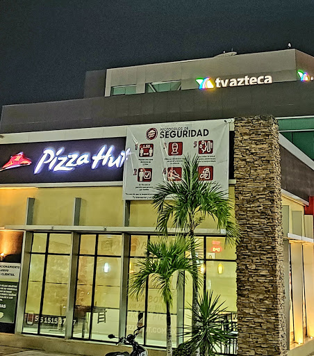 Pizza Hut Plaza Bugambilias, Villahermosa - Thumbnail