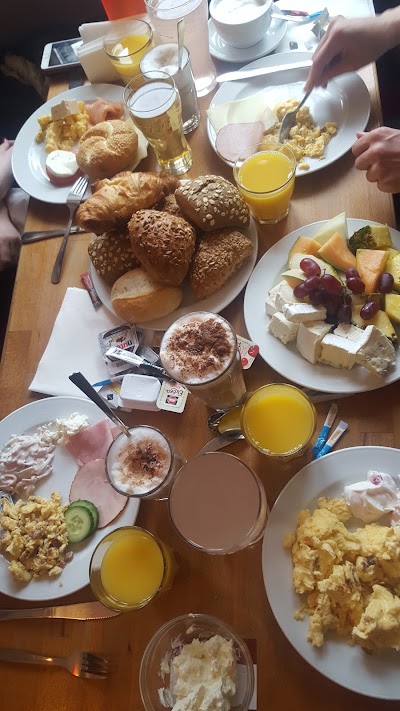 Photos of Cafe May