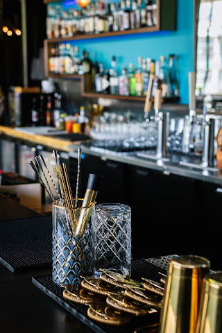 Savage & The Accomplice by null