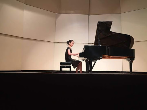 Pianistin, Klavierpädagogin Pi-Jou Bossard - Thumbnail