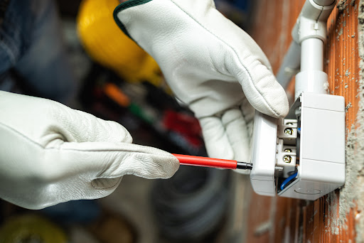 L&E Electrical - United States