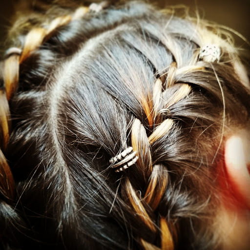 Cinzia Hair Salon - Thumbnail