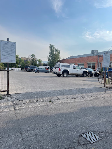 Baxter Mendenhall Parking