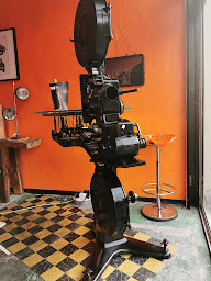 Photo n°19 de Au Fond De La Cour à Saint-Junien (Magasin de meubles d'occasion)