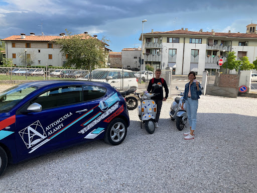 Autoscuola-Scuola Nautica Alampi-Agenzia auto-nautica - Thumbnail