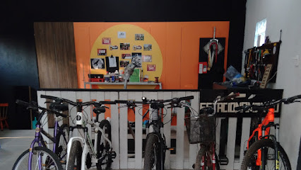 Oficina e loja de bicicletas