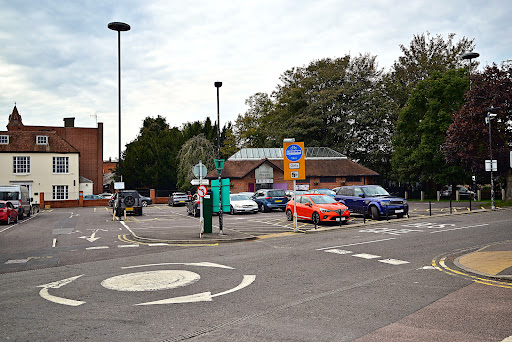 Newbury Wharf Car Park - Thumbnail
