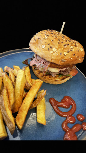 Photo 3 - DII Pizza & Burgers