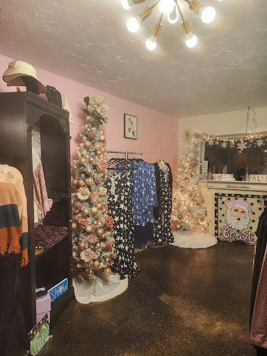 Fancy's Boutique LLC - Thumbnail