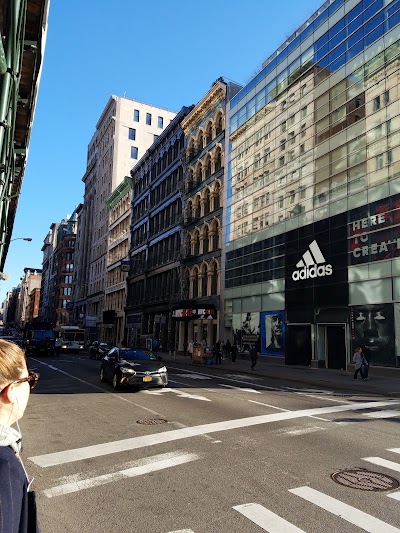 Photos of Crate and Barrel