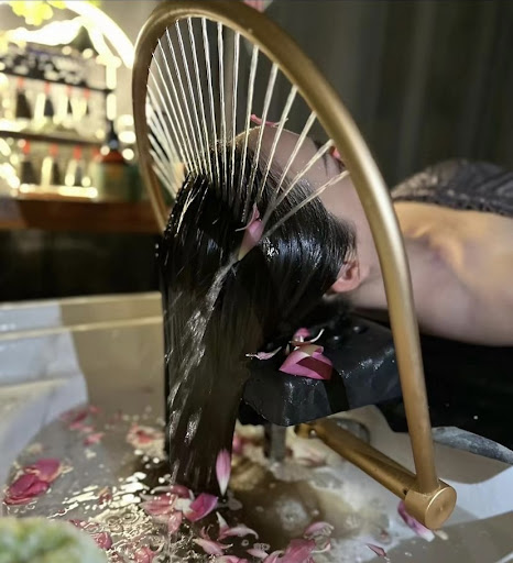 e Life Health Center | Holborn Massage & Head Spa