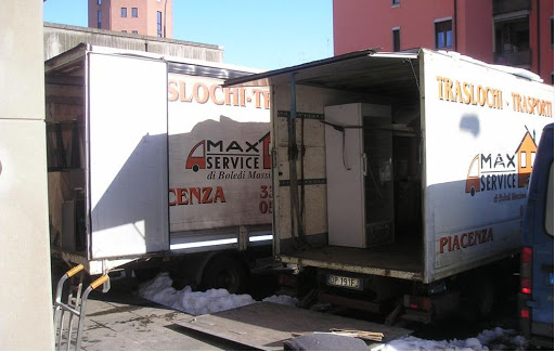 Max Service | Trasporti e Traslochi per privati e aziende