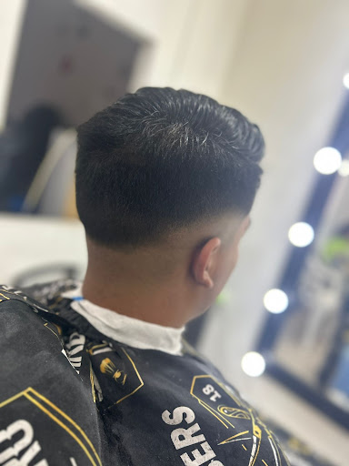 B&B Beto Barber Shop Gallery - Mexico