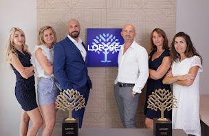 Photo n°12 de Laforêt Immobilier LE CANNET-DES-MAURES à Le Cannet-des-Maures (Agence de location immobilière)