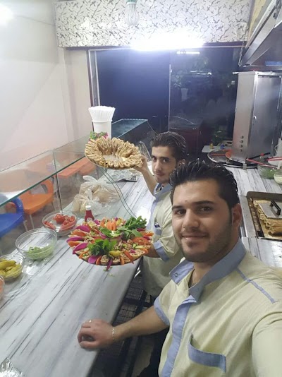 photo of مطعم القمة