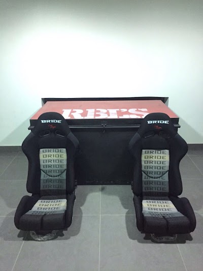 Photos of RBLS GARAGE