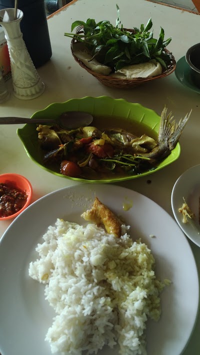 Photos of Pecel Lele Hajjah Ir