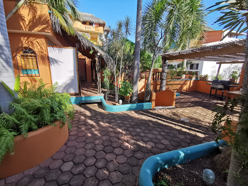 Hotel Suites Brisas Carrizalillo - Thumbnail