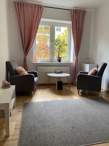 Ponad Słowami - Psychoterapia i Rozwój