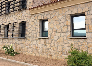 Photo n°2 de SARL DE PERETTI BTP à Levie (Maçon)