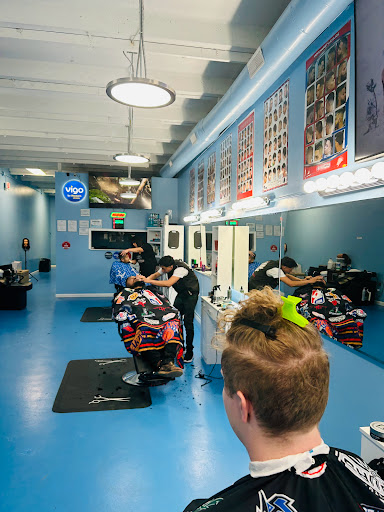 THE CRAZY BARBERS - Thumbnail