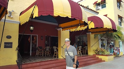 Photos of Colony Hotel & Cabana Club