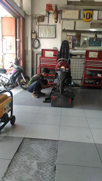Photos of Klik Komputer Pekanbaru