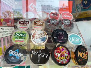 Photo n°14 de Bar Tabac Loto Pmu Puff Vape Cbd Snus Cave a Cigare Presse Le Paris Lille à Pantin (Boutique de cigarettes électroniques)