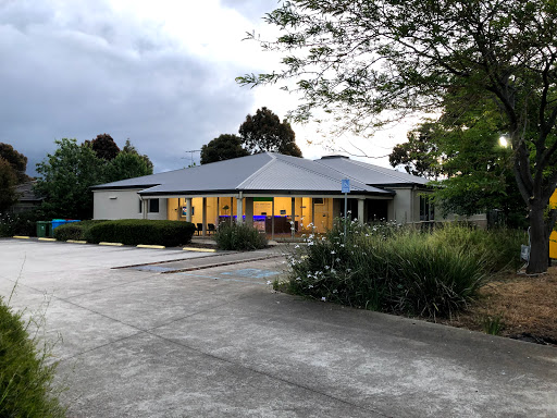 Cranbourne East Medical Centre Logo