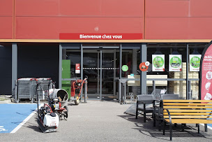 Photo n°5 de Mr.Bricolage Laroque Des Alberes à Laroque-des-Albères (Magasin d'outillage)