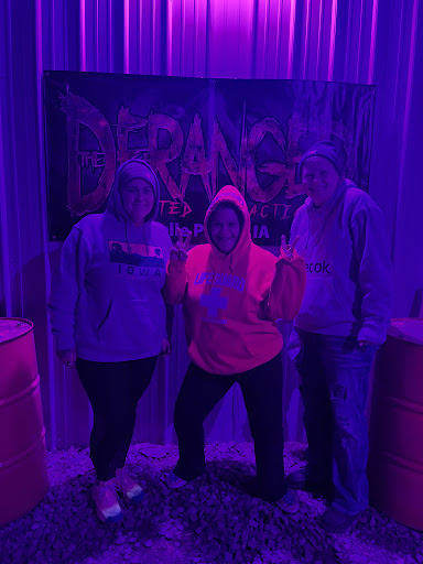 The Deranged Haunted Attraction - Thumbnail