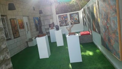 Photos of Al-Lwebdeh View Gallery جاليري إطلالة اللويبدة
