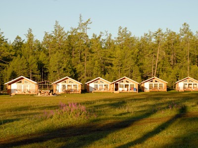Photos of Хөвсгөл нуурын жуулчны бааз, амралтын газар