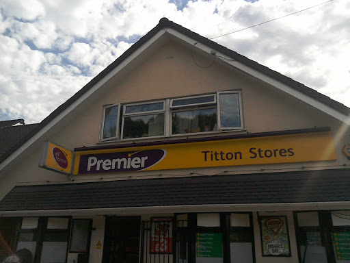 Titton Stores - Visual