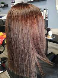 Photo n°2 de D'coiff à Montalieu-Vercieu (Salon de coiffure)