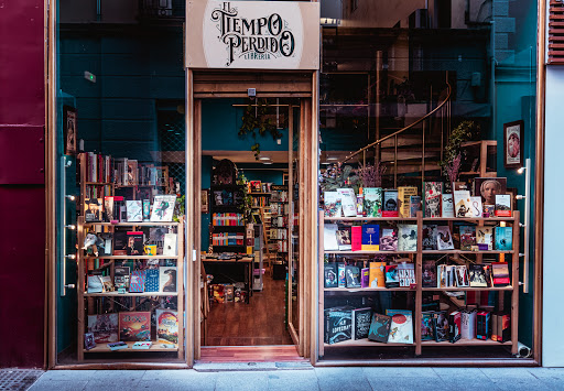 Lost time - Library and Antiques