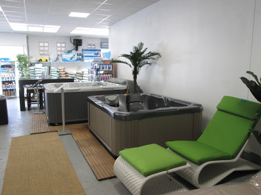 Photo de Pool'up Piscines Services à Saint-Valérien (89150)