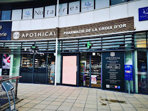 Photo n°1 de PHARMACIE CROIX D'OR - MOUNINE à Bouc-Bel-Air (Pharmacie)
