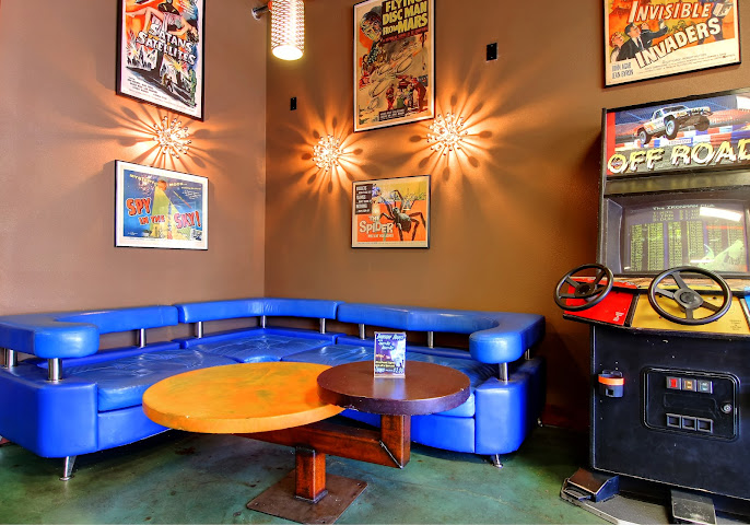 The Coin Jam by null