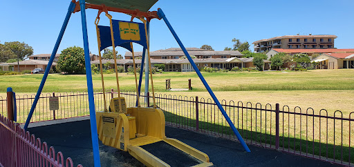 Hurlingham Playground - Thumbnail