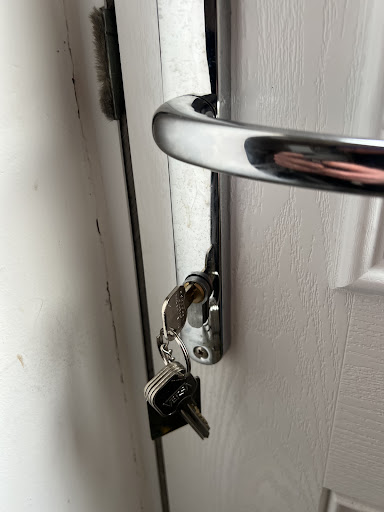 Smiths Secured It - Visual