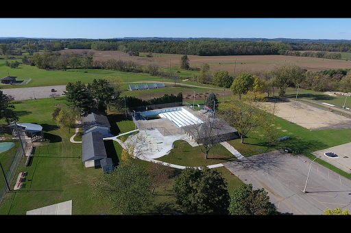 Swimming Pool Splash Pad - Thumbnail