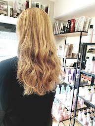 Photo n°3 de L'Entr'Act Coiffure à Saint-Ismier (Salon de coiffure)