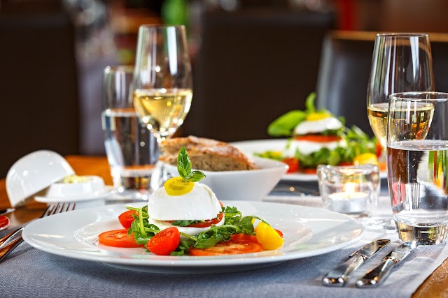 Restaurant elements