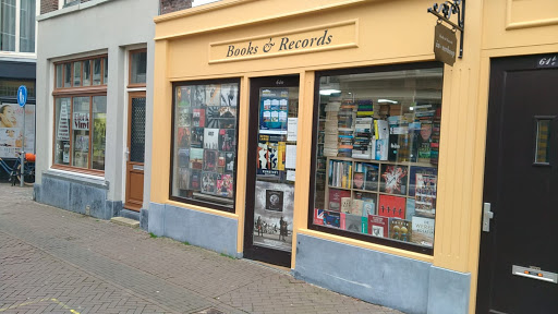 Boekhandel Smitskamp LP's - CD's - Boeken en Strips