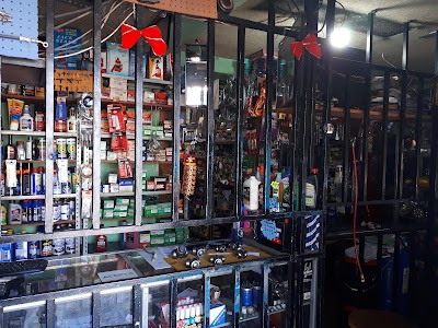 Photos of Auto Repuestos Robledo