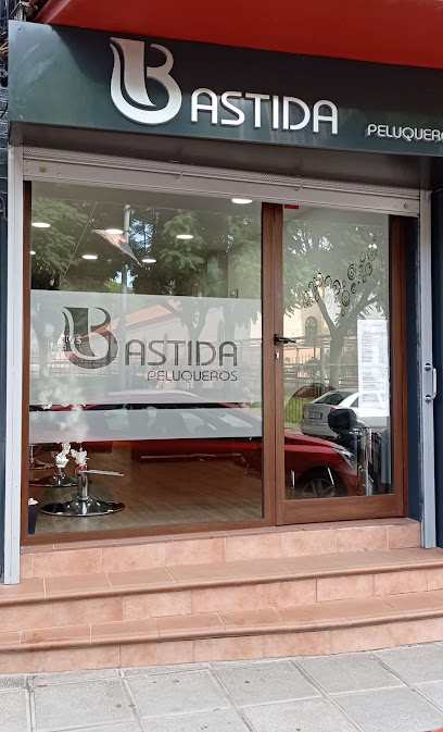 Peluquería BASTIDA PELUQUEROS