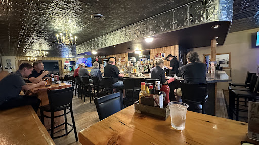 The Pine Room - Visual