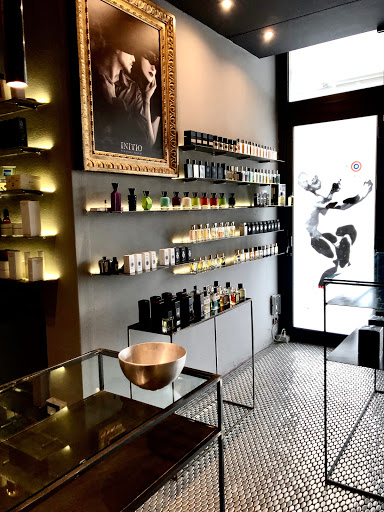 Roberto Sirotti Hair & Make Up - Thumbnail